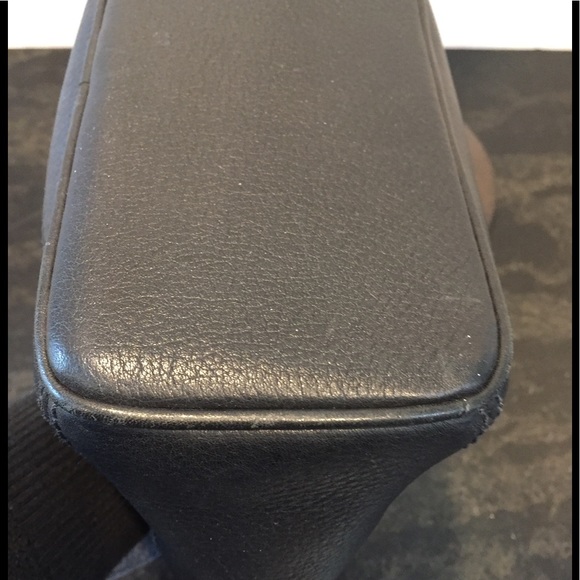 Vintage Coach satchel in black - Picture 5 of 9